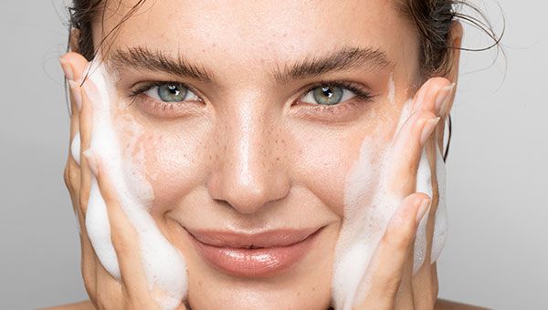 Gertraud Gruber: Reinigung & Peeling